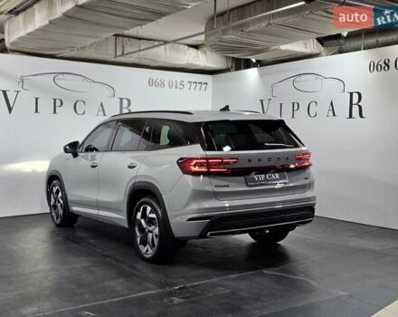 Шкода Kodiaq 2025 в Киеве на Automoto.ua Серый Шкода Kodiaq, объемом двигателя 2 л и пробегом 7 тыс. км за 51500 $, фото 10 на Automoto.ua