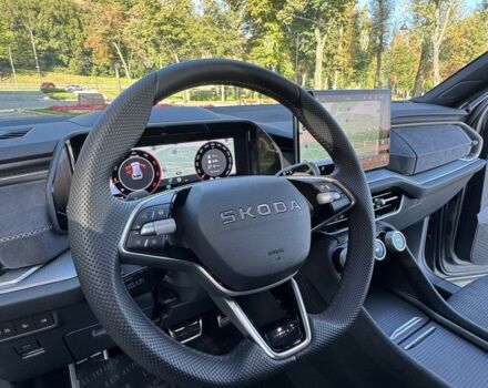 Шкода Kodiaq 2025 в Киеве на Automoto.ua Серый Шкода Kodiaq, объемом двигателя 2 л и пробегом 1 тыс. км за 52555 $, фото 11 на Automoto.ua