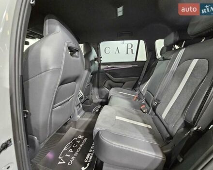Шкода Kodiaq 2025 в Киеве на Automoto.ua Серый Шкода Kodiaq, объемом двигателя 2 л и пробегом 7 тыс. км за 51500 $, фото 13 на Automoto.ua