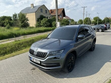Шкода Kodiaq 2017 в Львове на Automoto.ua Серый Шкода Kodiaq, объемом двигателя 2 л и пробегом 146 тыс. км за 11500 $, фото 1 на Automoto.ua