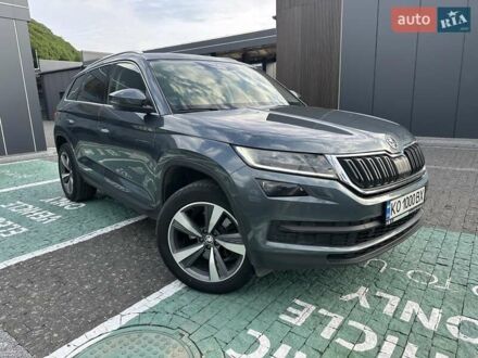 Шкода Kodiaq 2017 в Тячеве на Automoto.ua Серый Шкода Kodiaq, объемом двигателя 1.97 л и пробегом 267 тыс. км за 25200 $, фото 1 на Automoto.ua