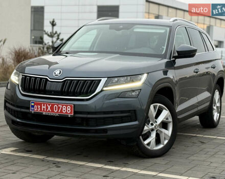 Сірий Шкода Kodiaq, об'ємом двигуна 2 л та пробігом 220 тис. км за 25750 $, фото 1 на Automoto.ua