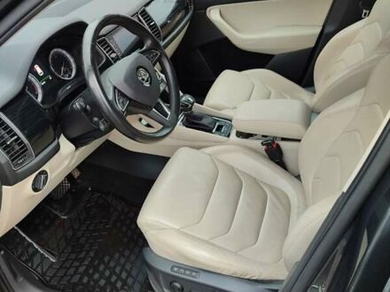 Шкода Kodiaq 2017 у Вінниці на Automoto.ua Сірий Шкода Kodiaq, об'ємом двигуна 1.97 л та пробігом 194 тис. км за 26000 $, фото 1 на Automoto.ua