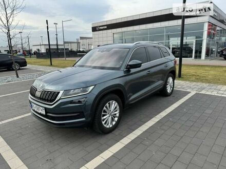 Сірий Шкода Kodiaq, об'ємом двигуна 1.97 л та пробігом 105 тис. км за 29999 $, фото 1 на Automoto.ua