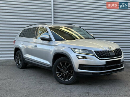 Шкода Kodiaq 2017 в Ровно на Automoto.ua Серый Шкода Kodiaq, объемом двигателя 2 л и пробегом 230 тыс. км за 25800 $, фото 1 на Automoto.ua