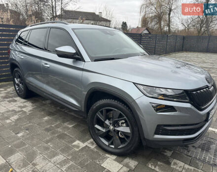 Серый Шкода Kodiaq, объемом двигателя 1.97 л и пробегом 236 тыс. км за 23999 $, фото 1 на Automoto.ua