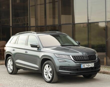 Сірий Шкода Kodiaq, об'ємом двигуна 2 л та пробігом 142 тис. км за 27999 $, фото 1 на Automoto.ua