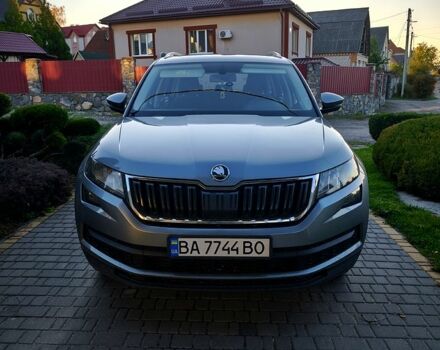 Серый Шкода Kodiaq, объемом двигателя 2 л и пробегом 180 тыс. км за 21850 $, фото 1 на Automoto.ua