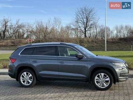 Серый Шкода Kodiaq, объемом двигателя 1.97 л и пробегом 167 тыс. км за 25400 $, фото 1 на Automoto.ua