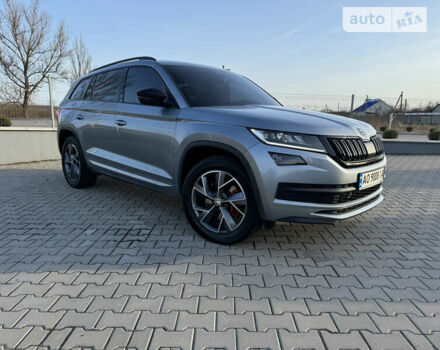 Серый Шкода Kodiaq, объемом двигателя 1.97 л и пробегом 198 тыс. км за 28880 $, фото 1 на Automoto.ua