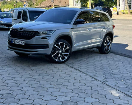 Серый Шкода Kodiaq, объемом двигателя 1.97 л и пробегом 194 тыс. км за 33000 $, фото 1 на Automoto.ua