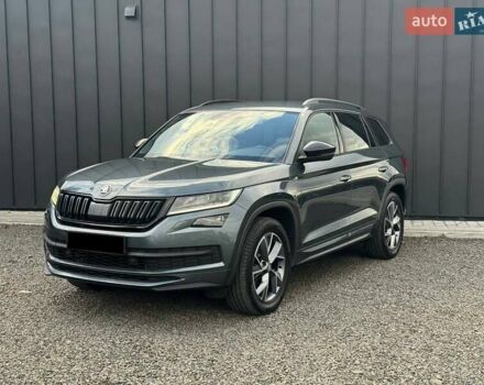 Сірий Шкода Kodiaq, об'ємом двигуна 2 л та пробігом 201 тис. км за 29300 $, фото 1 на Automoto.ua