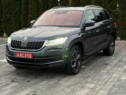 Серый Шкода Kodiaq, объемом двигателя 1.97 л и пробегом 227 тыс. км за 28500 $, фото 1 на Automoto.ua