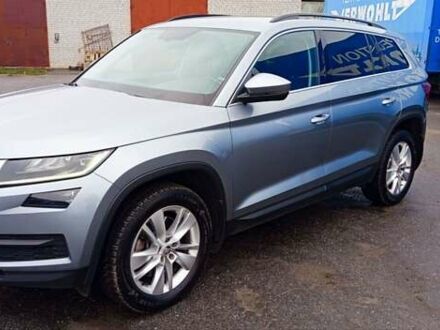 Сірий Шкода Kodiaq, об'ємом двигуна 1.97 л та пробігом 218 тис. км за 28600 $, фото 1 на Automoto.ua