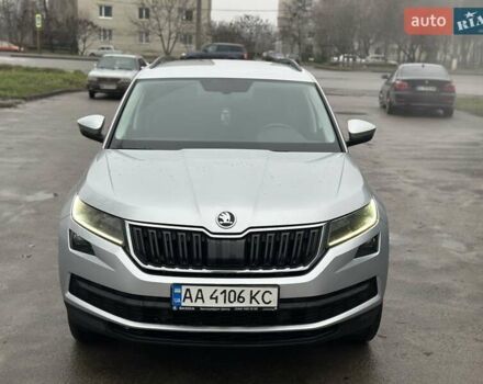 Сірий Шкода Kodiaq, об'ємом двигуна 1.97 л та пробігом 212 тис. км за 27500 $, фото 1 на Automoto.ua