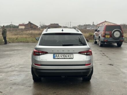 Серый Шкода Kodiaq, объемом двигателя 2 л и пробегом 212 тыс. км за 27500 $, фото 1 на Automoto.ua