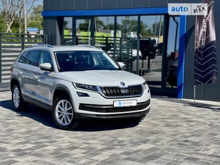 Серый Шкода Kodiaq, объемом двигателя 2 л и пробегом 123 тыс. км за 31999 $, фото 1 на Automoto.ua