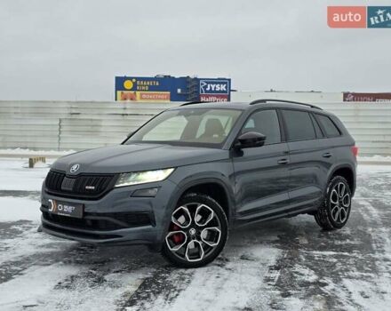 Серый Шкода Kodiaq, объемом двигателя 2 л и пробегом 93 тыс. км за 34990 $, фото 1 на Automoto.ua