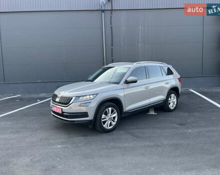 Сірий Шкода Kodiaq, об'ємом двигуна 1.97 л та пробігом 197 тис. км за 27999 $, фото 1 на Automoto.ua