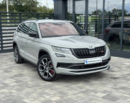Серый Шкода Kodiaq, объемом двигателя 2 л и пробегом 190 тыс. км за 33700 $, фото 1 на Automoto.ua