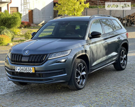 Серый Шкода Kodiaq, объемом двигателя 1.97 л и пробегом 193 тыс. км за 28000 $, фото 1 на Automoto.ua