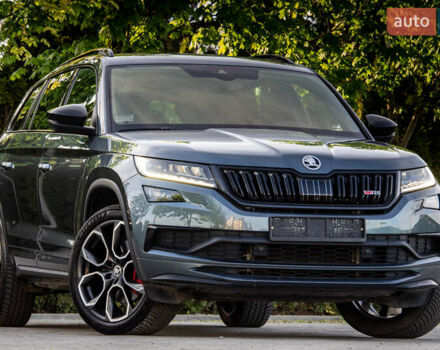 Серый Шкода Kodiaq, объемом двигателя 2 л и пробегом 92 тыс. км за 34999 $, фото 1 на Automoto.ua