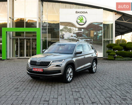 Сірий Шкода Kodiaq, об'ємом двигуна 2 л та пробігом 243 тис. км за 25800 $, фото 1 на Automoto.ua