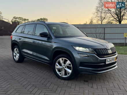 Шкода Kodiaq 2019 в Стрые на Automoto.ua Серый Шкода Kodiaq, объемом двигателя 1.97 л и пробегом 220 тыс. км за 27555 $, фото 1 на Automoto.ua