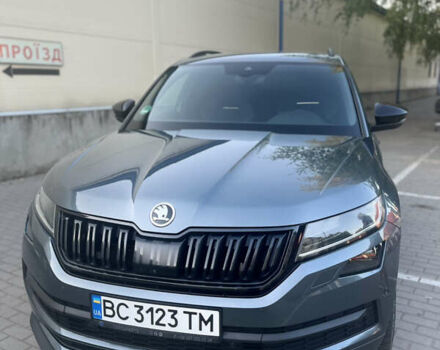 Серый Шкода Kodiaq, объемом двигателя 1.97 л и пробегом 199 тыс. км за 32000 $, фото 1 на Automoto.ua