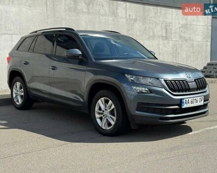 Серый Шкода Kodiaq, объемом двигателя 1.97 л и пробегом 120 тыс. км за 26000 $, фото 1 на Automoto.ua