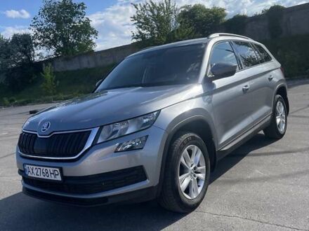 Серый Шкода Kodiaq, объемом двигателя 1.97 л и пробегом 62 тыс. км за 31000 $, фото 1 на Automoto.ua