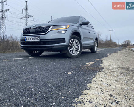 Серый Шкода Kodiaq, объемом двигателя 1.97 л и пробегом 209 тыс. км за 27900 $, фото 1 на Automoto.ua