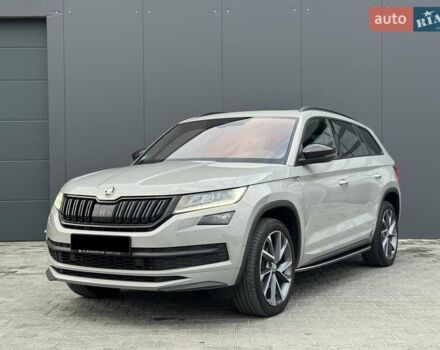Шкода Kodiaq 2020 у Луцьку на Automoto.ua Сірий Шкода Kodiaq, об'ємом двигуна 1.97 л та пробігом 175 тис. км за 37107 $, фото 1 на Automoto.ua