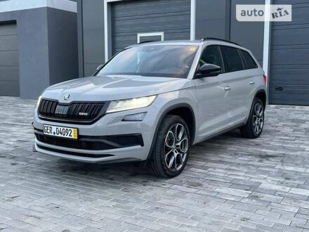 Серый Шкода Kodiaq, объемом двигателя 2 л и пробегом 143 тыс. км за 34200 $, фото 1 на Automoto.ua