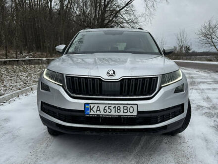 Шкода Kodiaq 2020 в Киеве на Automoto.ua Серый Шкода Kodiaq, объемом двигателя 1.98 л и пробегом 233 тыс. км за 21500 $, фото 1 на Automoto.ua