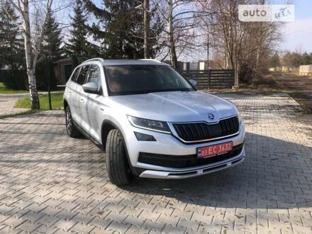 Серый Шкода Kodiaq, объемом двигателя 2 л и пробегом 225 тыс. км за 26999 $, фото 1 на Automoto.ua