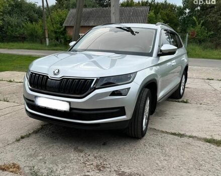 Серый Шкода Kodiaq, объемом двигателя 0 л и пробегом 33 тыс. км за 34000 $, фото 1 на Automoto.ua