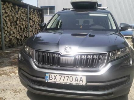 Шкода Kodiaq 2020 в Хмельницком на Automoto.ua Серый Шкода Kodiaq, объемом двигателя 1.97 л и пробегом 195 тыс. км за 28300 $, фото 1 на Automoto.ua