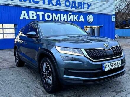 Серый Шкода Kodiaq, объемом двигателя 2 л и пробегом 89 тыс. км за 23900 $, фото 1 на Automoto.ua