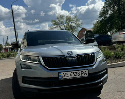 Сірий Шкода Kodiaq, об'ємом двигуна 1.98 л та пробігом 73 тис. км за 29900 $, фото 1 на Automoto.ua