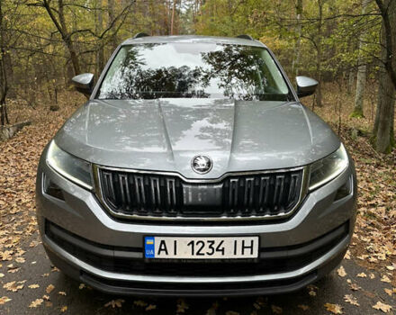 Серый Шкода Kodiaq, объемом двигателя 1.97 л и пробегом 82 тыс. км за 35250 $, фото 1 на Automoto.ua