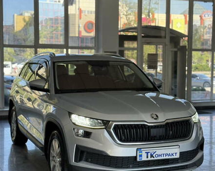 Серый Шкода Kodiaq, объемом двигателя 2 л и пробегом 180 тыс. км за 29500 $, фото 1 на Automoto.ua