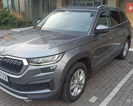 Серый Шкода Kodiaq, объемом двигателя 1.98 л и пробегом 270 тыс. км за 30000 $, фото 1 на Automoto.ua