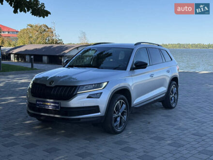 Сірий Шкода Kodiaq, об'ємом двигуна 1.98 л та пробігом 121 тис. км за 31000 $, фото 1 на Automoto.ua