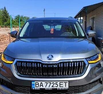 Сірий Шкода Kodiaq, об'ємом двигуна 1.97 л та пробігом 20 тис. км за 47000 $, фото 1 на Automoto.ua