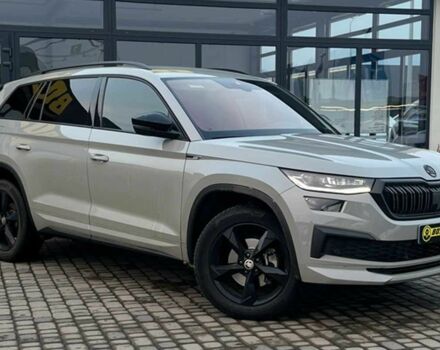 Сірий Шкода Kodiaq, об'ємом двигуна 0 л та пробігом 34 тис. км за 52000 $, фото 1 на Automoto.ua