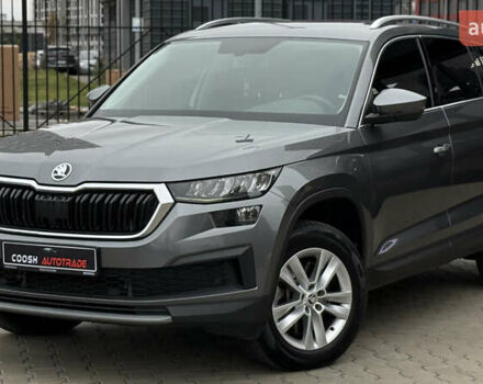 Серый Шкода Kodiaq, объемом двигателя 2 л и пробегом 67 тыс. км за 29999 $, фото 1 на Automoto.ua