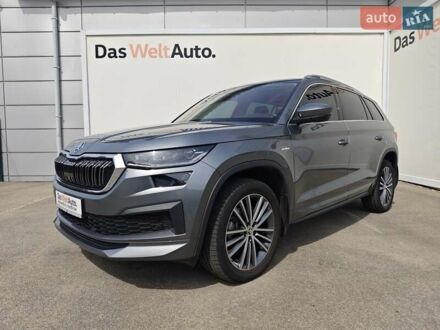 Шкода Kodiaq 2022 у Кропивницькому (Кіровограді) на Automoto.ua Сірий Шкода Kodiaq, об'ємом двигуна 1.97 л та пробігом 50 тис. км за 42036 $, фото 1 на Automoto.ua