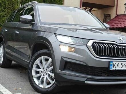 Сірий Шкода Kodiaq, об'ємом двигуна 2 л та пробігом 86 тис. км за 31900 $, фото 1 на Automoto.ua