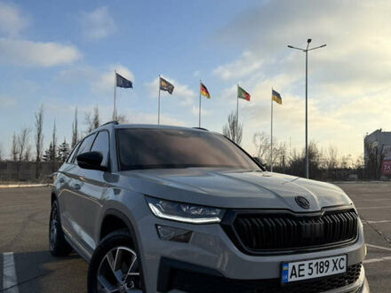 Шкода Kodiaq 2022 в Кривом Роге на Automoto.ua Серый Шкода Kodiaq, объемом двигателя 1.98 л и пробегом 65 тыс. км за 38000 $, фото 1 на Automoto.ua